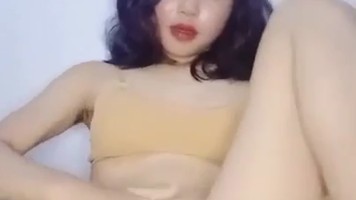 Cill Mau Omek Lagi Butuh Partner Ngocok Katanya