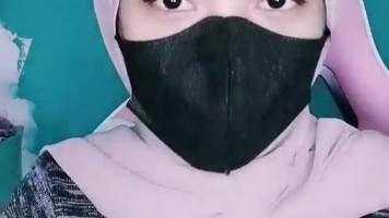 Bokep Jilbab – Dedek Filla Ukhti Remas TT Elus-elus Anu Menggoda