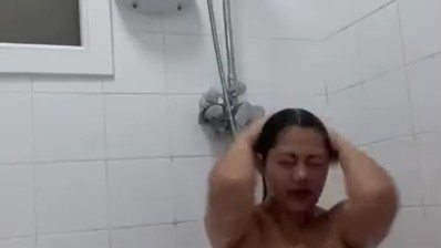 Bokep Indo Live Mandi Cewek Montok Toge