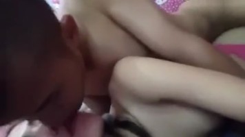 Bokep Indo Nisya Amanda IG ML Diciumi Disodok Pantatnya