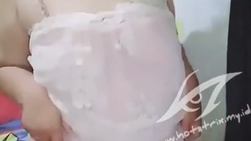 Bokep Indo Tante Ndut Remas Payudara Hot Liveshow